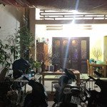 Bán đất tặng nhà 2 tầng ngõ 90 chính kinh, thanh xuân. dt 75m2, 2 tầng cũ, mt 9m. giá 9,5 tỷ