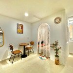 Căn hộ studio 35m2 full nt cửa sổ lớn ngay phan đình phùng