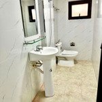 Căn hộ mini giá 5tr/th mặt đường bưởi - ba đình gần cầu giấy hn