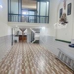 Cho thuê nhà mới đẹp, diện tích rộng rãi, 3 phòng ngủ, 2 wc tại quận 10 chỉ 14 triệu/tháng