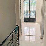 Bán nhà hẻm xe hơi, sau lưng chợ đầu mối thủ đức