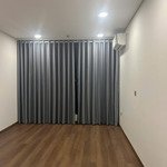 Cho thuê căn hộ chung cư dự án khai sơn city. dt 89,5m2 có 2 ngủ 2 wc, 2 ban công, 12tr/ tháng