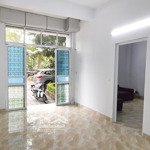 Bán căn chân đế chung cư, lô góc, kđt việt hưng, mở cửa hàng, kd tốt, 87m2, 4.6 tỷ, sổ đỏ lâu dài.