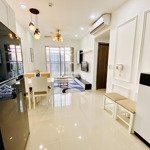 Cần cho thuê ch gold view, q. 4,diện tích50-80m2, 1- 2 phòng ngủ giá 15-17 triệu/tháng. liên hệ: 0909 494 598 toàn