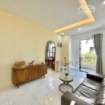Căn hộ 1 phòng ngủ rộng hơn 40m2 full nội thất, máy giặt riêng. gần emart phan huy ích