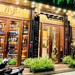 Cho thuê siêu mặt bằng tại thái hà : diện tích 90m nhà 3 tầng mặt tiền 5,5 m giá thuê 40 tr/ tháng