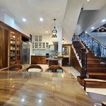 Cho thuê gấp biệt thự đơn lập nam viên, phú mỹ hưng, quận 7