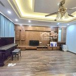 Bán nhà lk vin hàm nghi, 2 thoáng, nội thất đẹp, dt 136m, nhỉnh 36 tỷ: lh 0388986184