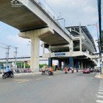 Không có căn thứ 2 nhà 2 tầng ngay ga metro bình thái - giá chỉ 11 tỷ - 11x19 - ra ga vài bước chân