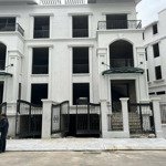 Bán biệt thự hdi võ chí công - tây hồ. giá rẻ cực rẻ