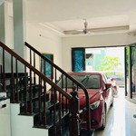 Siêu phẩm phân lô văn khê, hà đông vỉa hè ô tô tránh, kinh doanh, gần phố, gần trường chợ tiện ích