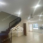 Cho thuê bt vinhomes thăng long, 18 triệu, 90m2, 4 phòng ngủgiá siêu hời