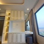 Bán căn hộ 2 phòng ngủ59m2 - lầu 8 - hướng đông nam - nội thất cơ bản - vinhomes grand park liên hệ: 0902364255