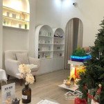 Bán gấp nhà nguyễn bỉnh khiêm quận 1 dt 4m x 17m, 4 tầng, hđ thuê 50 triệu/tháng giá 19 tỷ tl