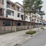 Cần bán shophouse 120m tại , vsip - bắc ninh.cách chợ vải ninh hiệp1,9km, cách long biên 6km