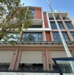 Shophouse mặt đường 25m2 đại lộ hừng đông 75m2 giá 11,x tỷ.trả trước 4 tỷ, vay 70% miễn gốc lãi 30t