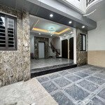 Bán nr đẹp xuất sắc ,thang máy đầy đủ,nhà mới 40m2, 9,9 tỷ ở khương đình, thanh xuân, hà nội