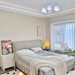 Chuyển sang căn rộng em cần bán nhanh căn studio tòa s102 vinhomes ocean park, hướng đông nam