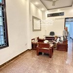 Nhà nguyên căn gần biển giá siêu rẻ nằm ngay trung tầm thành phố nha trang