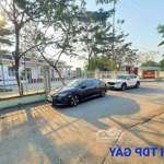 Lô đất mặt tiền rộng định trung - tp vĩnh yên - vĩnh phúc
đất vuông đẹp - đường to thông thoáng 2 x