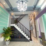 Chủ cần bán nhà phố 100m2, 1,3 tỷ, 3pn,2wc tại nguyễn hữu cảnh, lái thiêu, thuận an, bình dương .