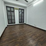 Chính chủ cho thuê nhà phân lô trần đăng ninh, trần quý kiên, cầu giấy.dt 40m2 x 5 tầng, thông sàn