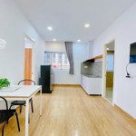 Cho thuê 2 phòng ngủ phú nhuận ban công siêu rộng 45m2