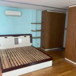 Cho thuê nhà góc 2 mt, đường ô tô, phan văn trị, 8*10m, 3 tầng, giá 14 triệu/th