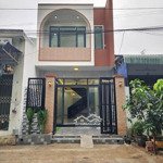Bán gấp nhà ngay ngã ba cửu long 300m p.bình hoà thuận an sổ sẵn dt 63m2 đường rộng 12m trong kdc