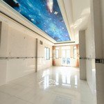 Bán nhà 4 lầu có thang máy ngay vị trí mặt tiền kinh doanh, dtsd 340m2 , shr