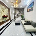 Siêu hót, hiếm. bán nhà giải phóng - thịnh liệt - hoàng mai. nhà mới cách phố chỉ 50m. xây mới.