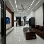 Bán nhà xa la hà đông, 35m2x5t thang máy, ô tô đỗ cửa, giáp kđt xa la, giá 8,x tỷ. lh 0984672007