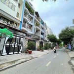 Bán gấp nhà 5x20m, 4tầng giá 15.2tỷ, tn : 30triệu, mt đường số kdc trung sơn kế q.7