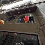Vị trí đẹp. 5m ra oto tránh đỗ. 2 thoáng. mặt tiền nổi bật. dòng tiền siêu tốt. 100tr/1 tháng
