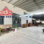Cho nhà thuê xưởng 2000m2 p. tân hoà đường xe công giá thuê 35triệu 1/tháng