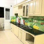 Em cần bán gấp nhà cc: p1015-
no10a-kđt sài đồng - lô góc (đang cho thuê dòng tiền).
s: 68,6m2