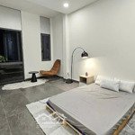 Nhà mặt tiền cho thuê 5.2tr/phòng - diện tích 30m2 trung tâm q10
