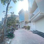 đẳng cấp building mặt hồ tt ba đình - ô tô - kinh doanh -diện tích63m2 x 8 tầng thang máy - giá bán 31.9 tỷ