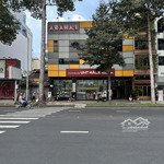 Nhà 4 tầng mt 391 trần hưng đạo, 15x30m, giá 135 tỷ hđt 400tr/tháng