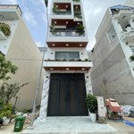 Nhà đường tl 13, dt:4x13m, lửng, 3lầu, 4pn, 6vs, p/thờ, s/thượng, gara xe, hướng đông bắc, 6.6 tỷ