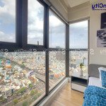 Cho thuê 3 phòng ngủ millennium, view sông, giá bán 28 triệu/ tháng, liên hệ: 0933304751