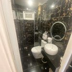 Sang lại hđ thuê ks 6x20m, 20phòng giá 60tr/tháng