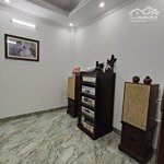 Bán nhà 5 tầng kcbt - mặt đường đê tô hoàng cơ hội đầu tư sinh lời, kinh doanh nhỏ siêu tiện lợi