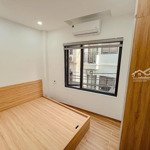 Mặt phố - hoàng mai- kinh doanh sầm uất - ô tô vào ra - ccmn - thang máy - dòng tiền 1tỷ / năm.