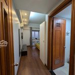 Cho thuê căn hộ 2 ngủ kđt việt hưng long biên, 80m2, full đồ. lh: 0983.957.300