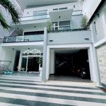 Bán biệt thự cao cấp làng đại học phước kiển nb, 10x25m 3 tầng mới đẹp full nội thất