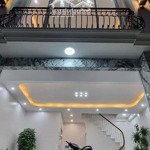 Chính chủ gửi cho thuê nhanh nhà ngõ 34 nguyên hồng, dt: 70m2 x 7 tầng, có tm.giá thuê chỉ 30tr/th