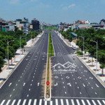 đất vàng - mặt phố - vỉa hè đá bóng