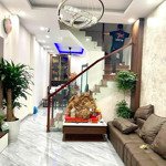 Bán nhà kìm giang 50m 5 tầng, mặt tiền 5m. cực đẹp cực rẻ.