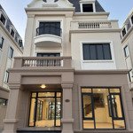 Bán căn bt đơn lập vinhome golden avenue móng cái, dt 225m2, giá chiết khấu gần 10 tỷ